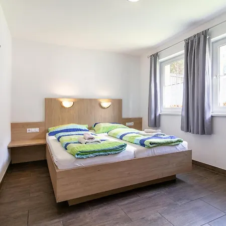 Haus Oliver 3 * Langenfeld