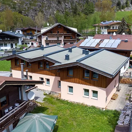 Haus Oliver 3 Holiday home *