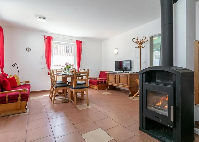 Haus Oliver 3 *